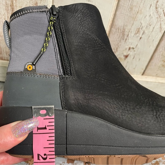 Bogs Vista Rugged Waterproof Boot - Picture 9 of 14